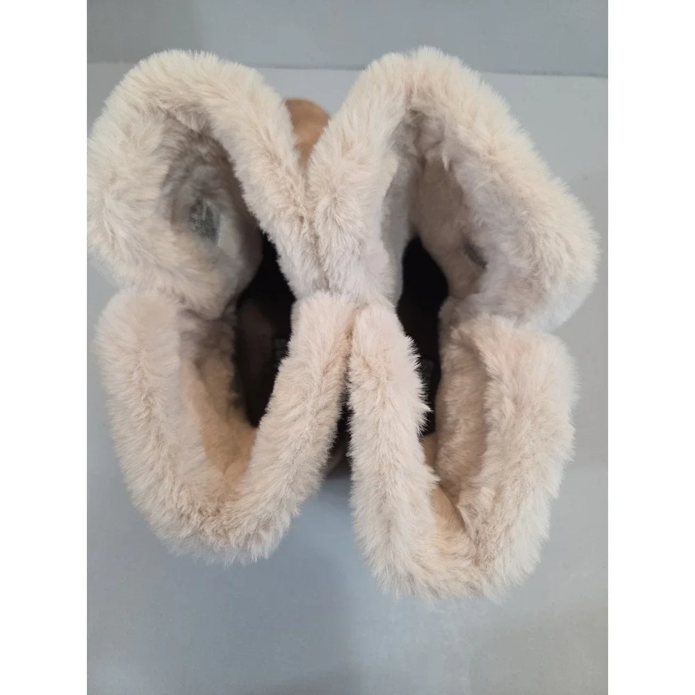 Skechers slip ins
